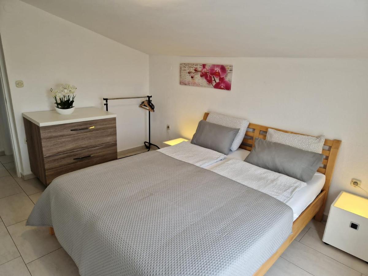 Apartment Vilic Pula Luaran gambar