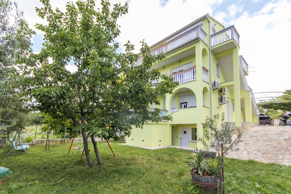 Apartment Vilic Pula Luaran gambar