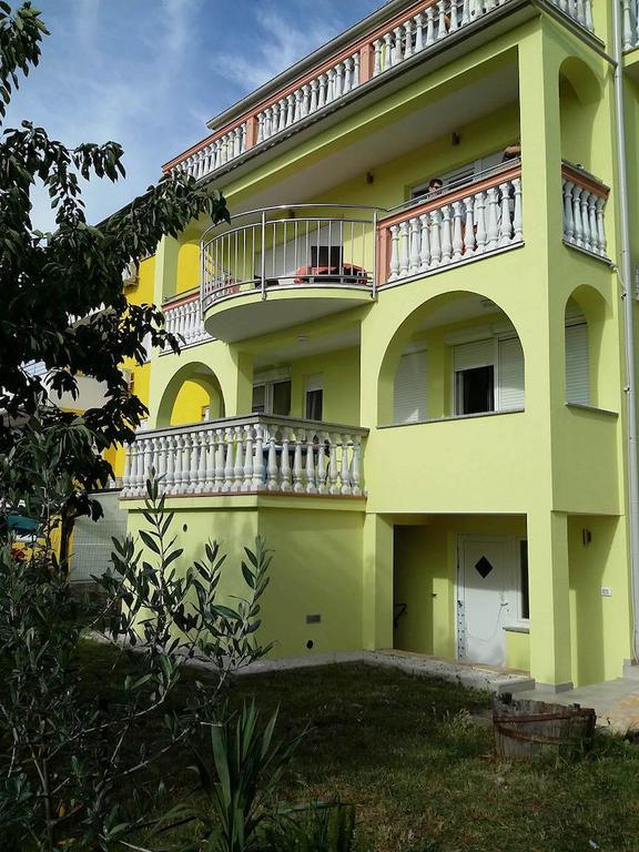 Apartment Vilic Pula Luaran gambar